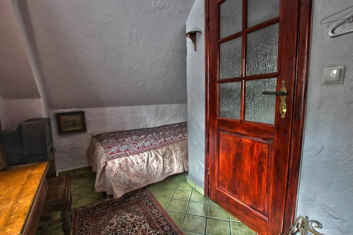 Bed and Breakfast Karczma Rzym DWÓR Breslavia Polonia